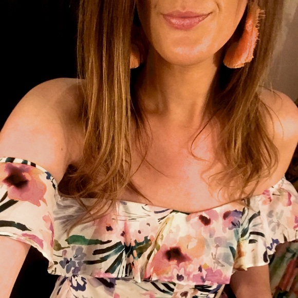 Friends call me TrendyJen🌈🦄| the endless dresser - Picture 1 of 16